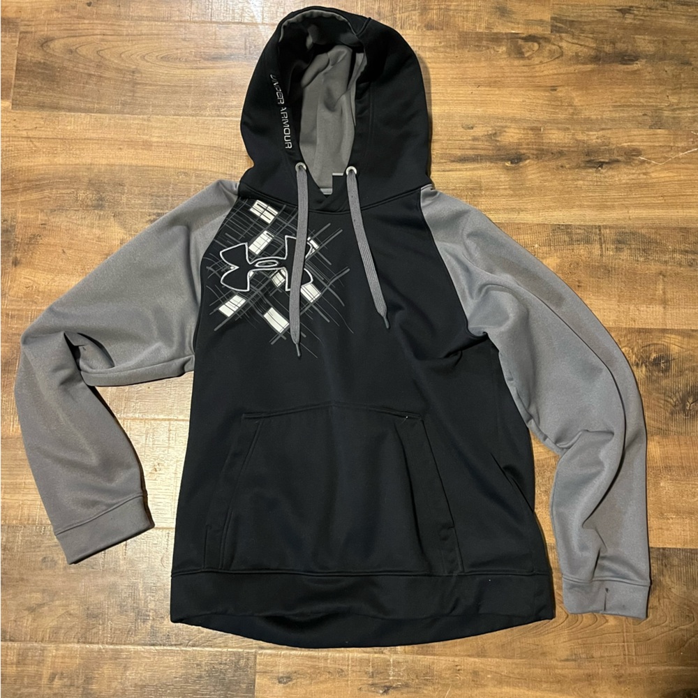 Vintage Under Armour Men's Black and Gray Graphic Hoodie